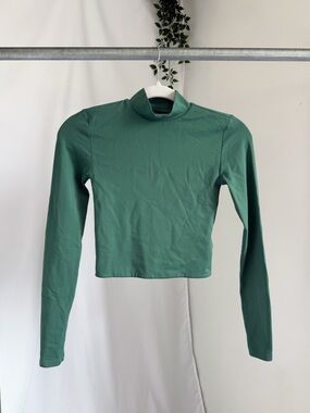 Babaton contour mock neck longsleeve